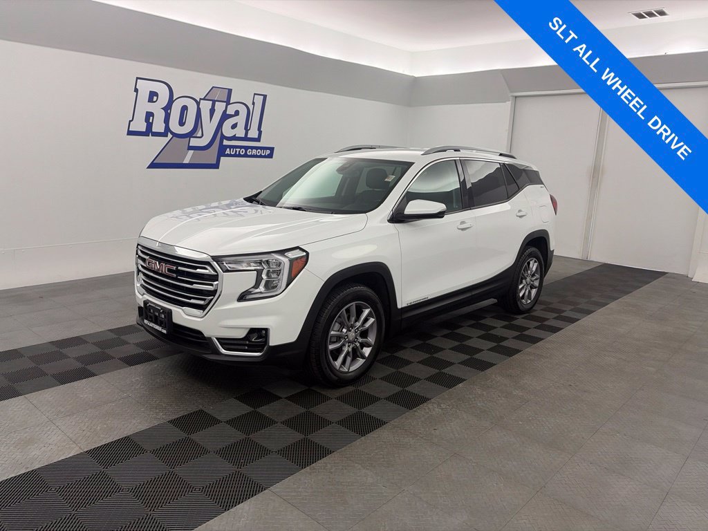 Used 2023 GMC Terrain SLT SUV