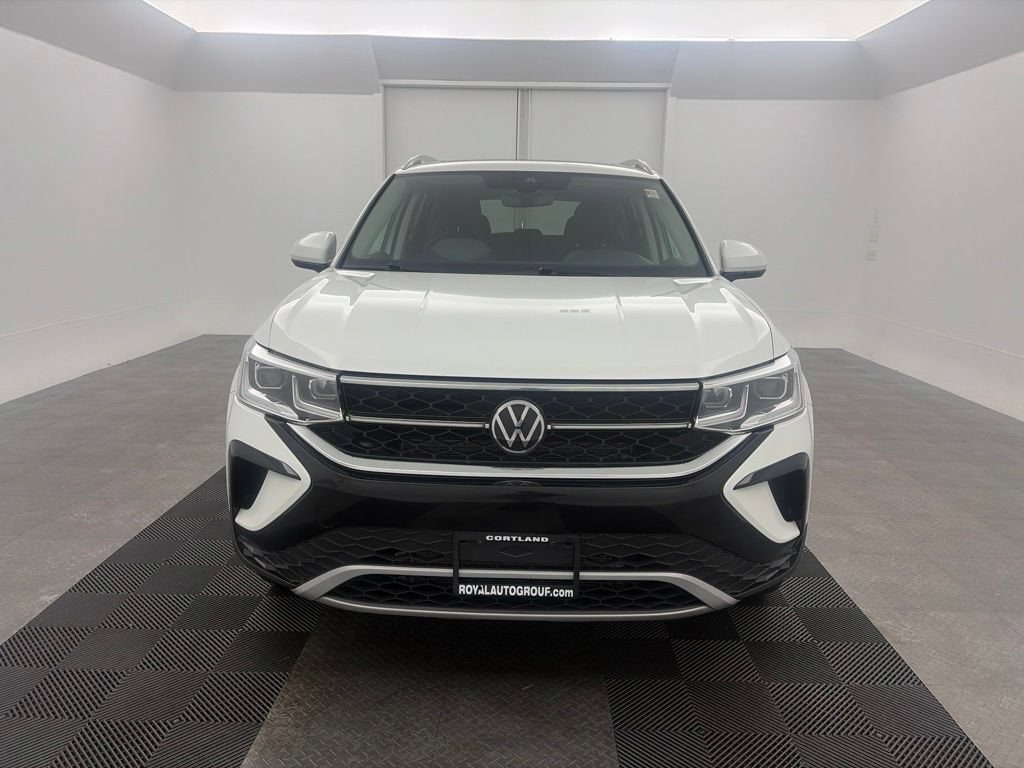 Used 2024 Volkswagen Taos SEL SUV