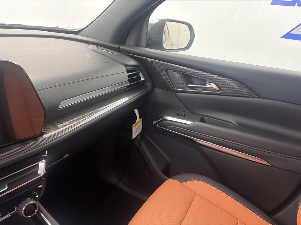 2027 Chevrolet Traverse Z71 - Photo 21