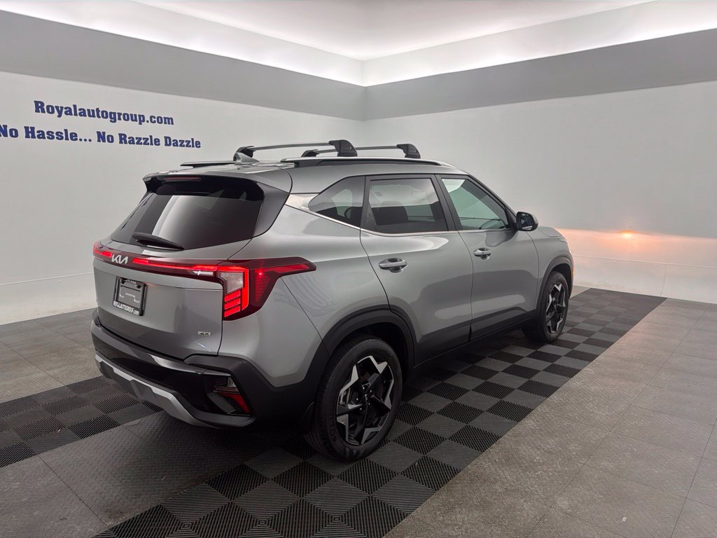 Used 2024 Kia Seltos EX SUV