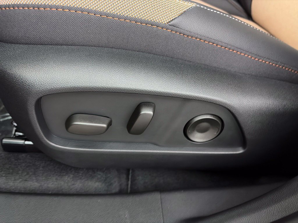 2027 Chevrolet Equinox ACTIV - Photo 18