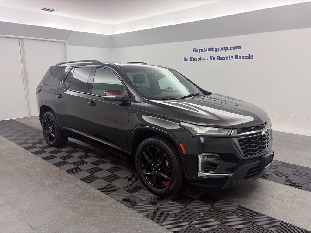 Used 2023 Chevrolet Traverse Premier SUV