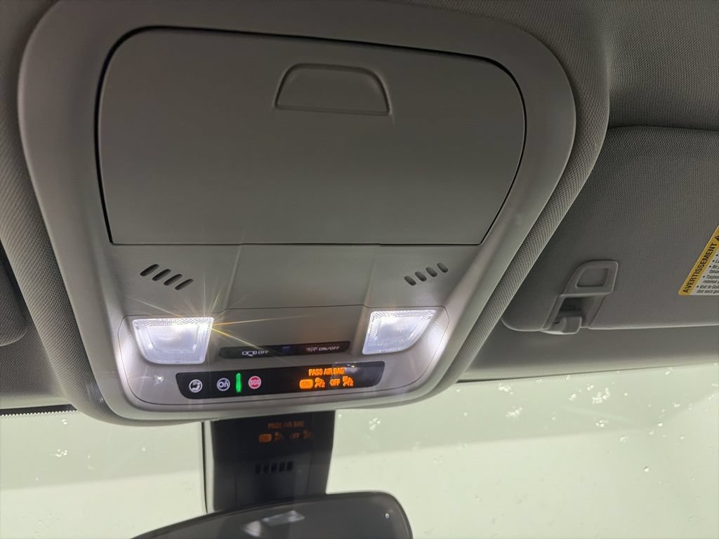 2023 Chevrolet Equinox LT - Photo 21