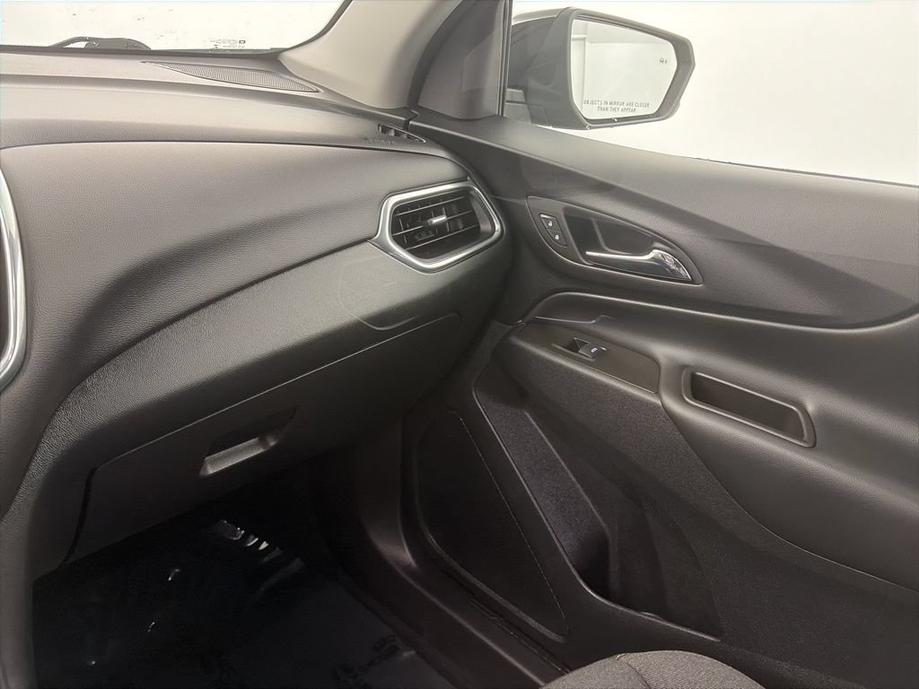 2023 Chevrolet Equinox LT - Photo 17