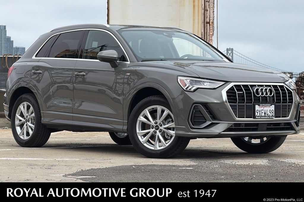 2025 Audi Q3 S Line Premium
