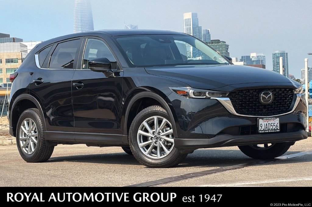 2023 Mazda CX-5 S Preferred package