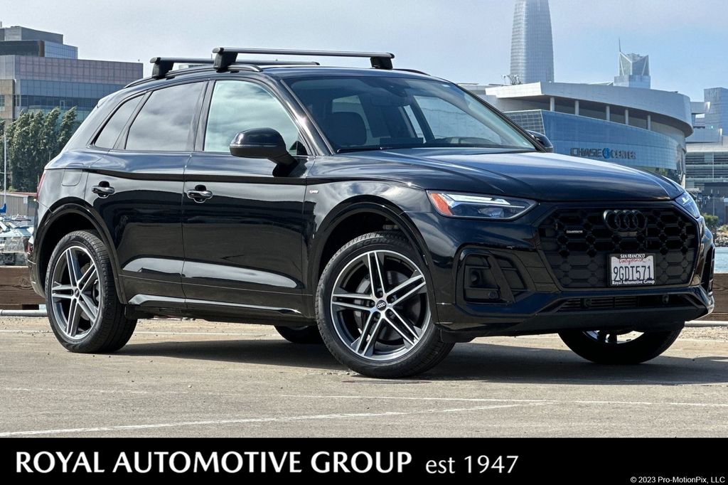 2023 Audi Q5 Premium Plus