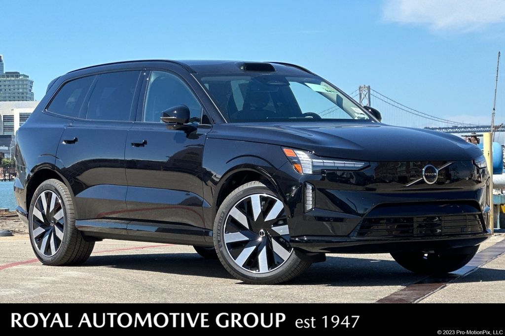 2025 Volvo EX90