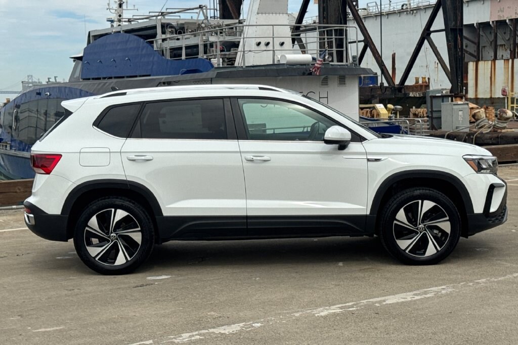 Used 2024 Volkswagen Taos 1.5T SE SUV