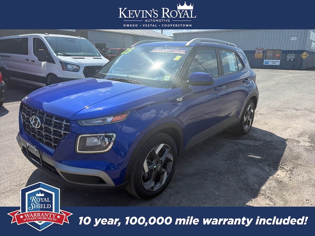 Used 2025 Hyundai Venue SEL SUV