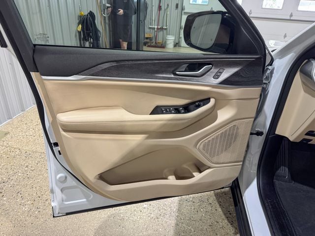 2023 Jeep Grand Cherokee L Limited - Photo 10