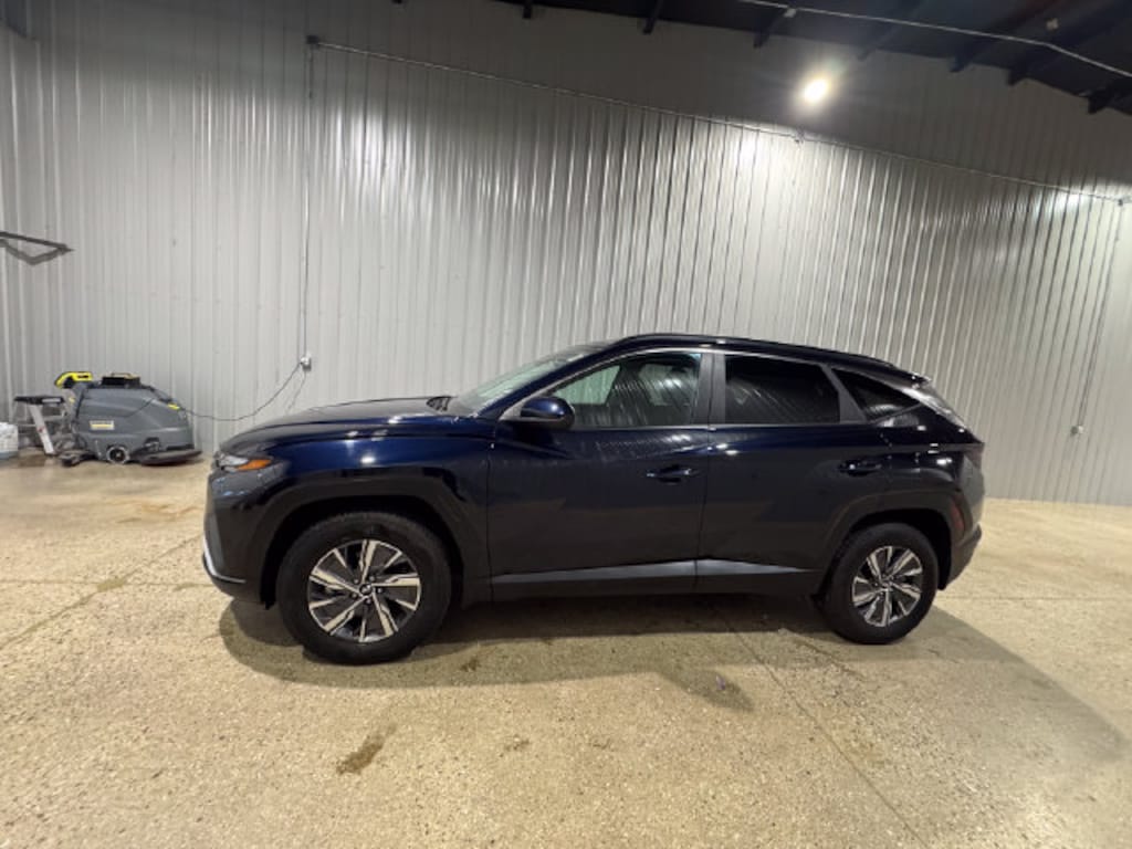 Used 2024 Hyundai Tucson Hybrid Blue SUV