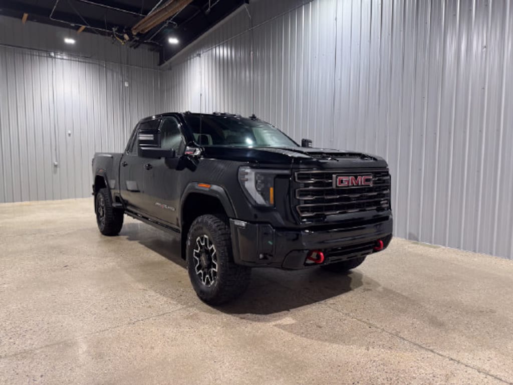 Used 2025 GMC Sierra 2500HD AT4X Truck