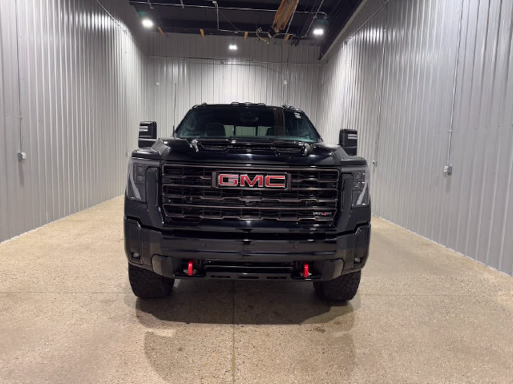 Used 2025 GMC Sierra 2500HD AT4X Truck