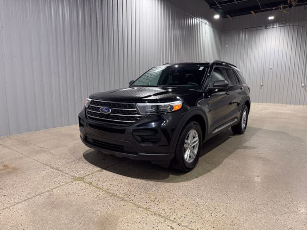 Used 2024 Ford Explorer XLT SUV