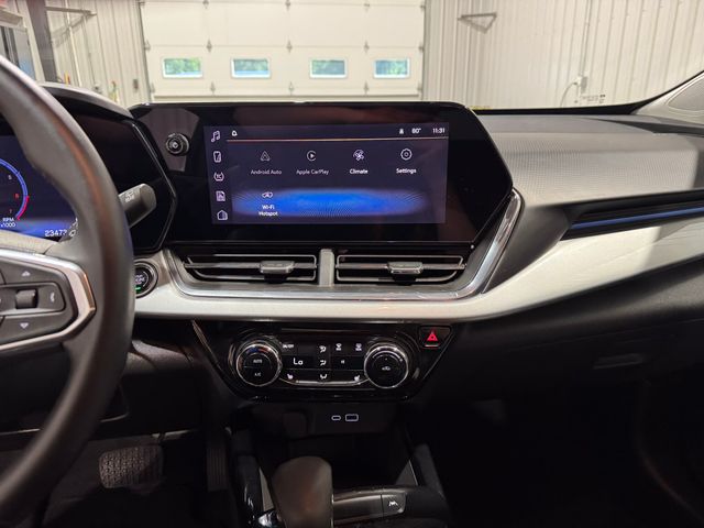 2025 Chevrolet Trax LT - Photo 14