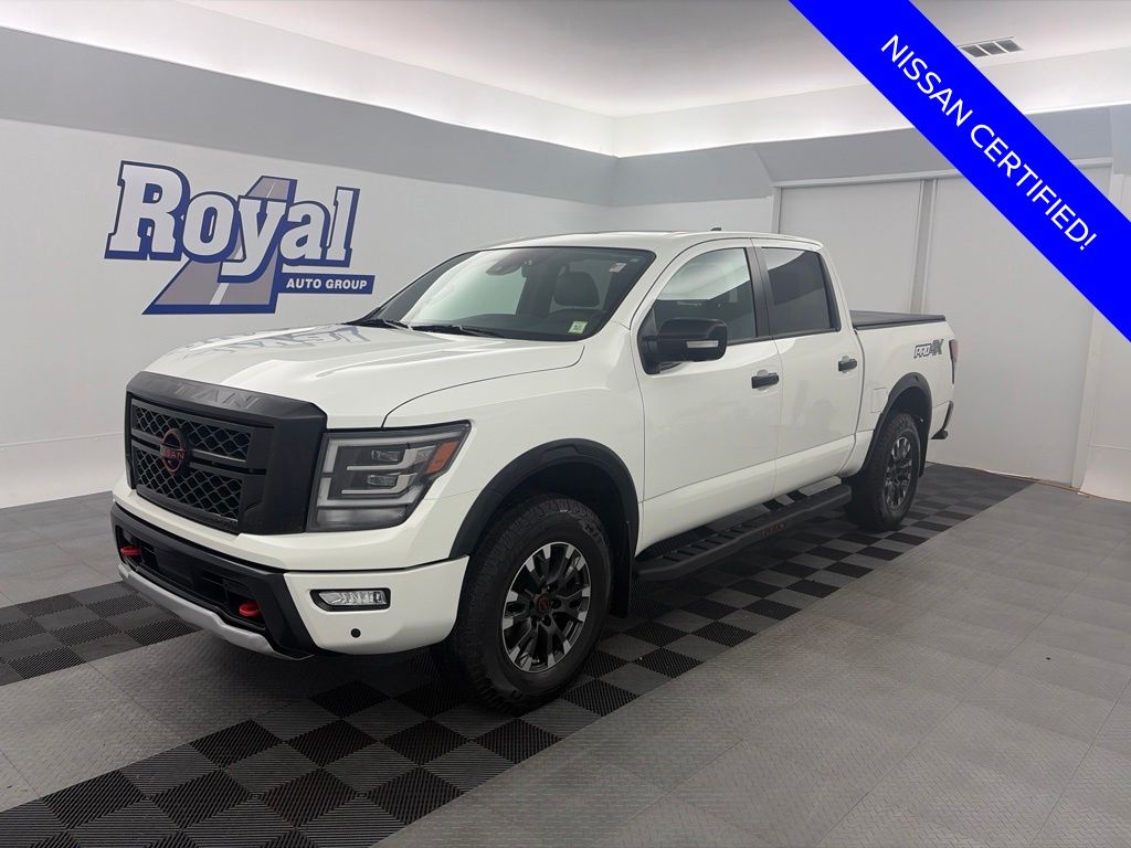 2023 Nissan Titan PRO-4X Truck Crew Cab