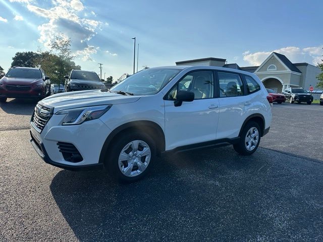 2023 Subaru Forester Base