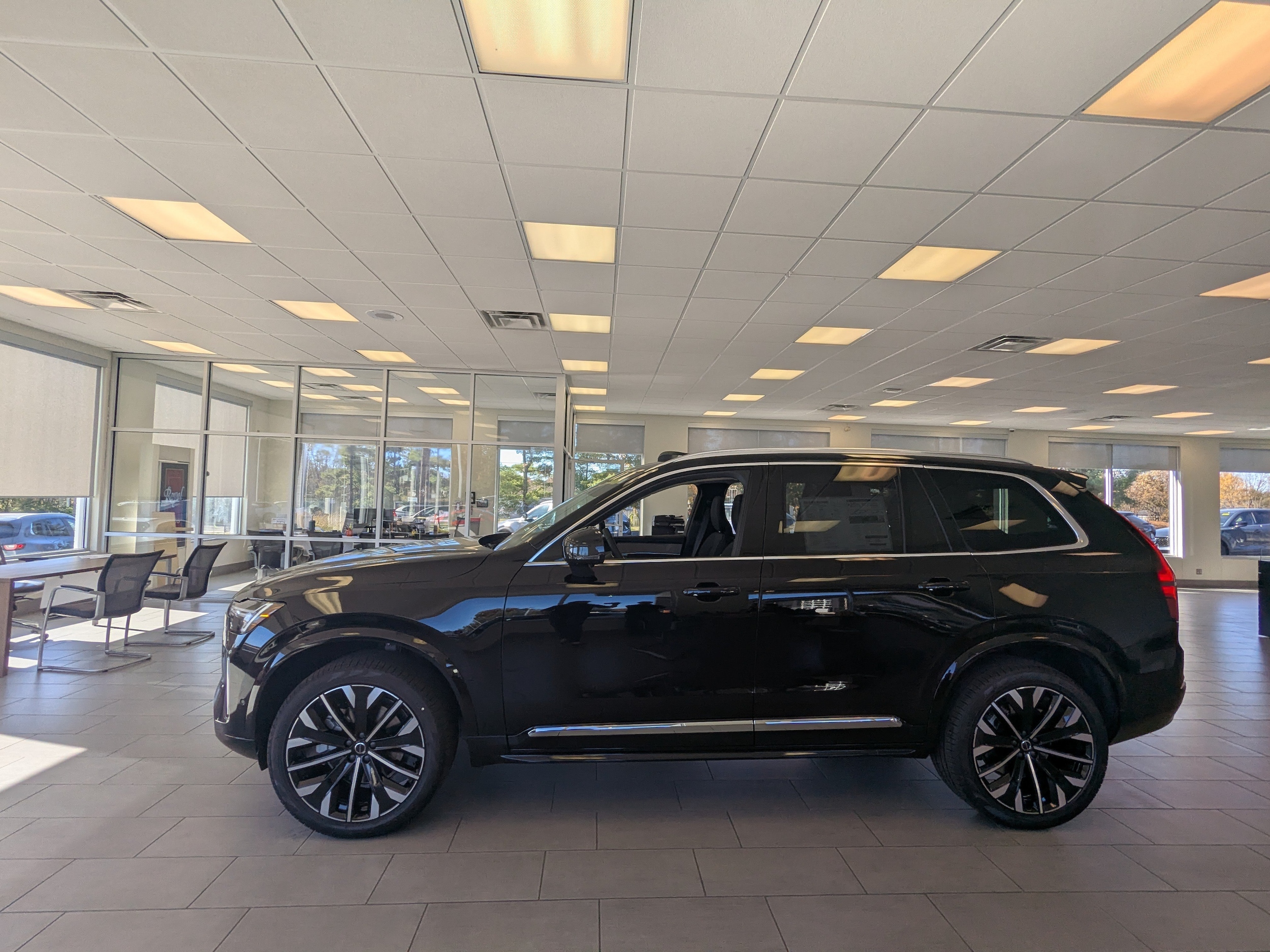 2026 Volvo XC90 Plus - Photo 40