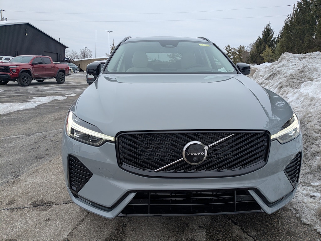 New 2026 Volvo XC60 B5 Ultra SUV