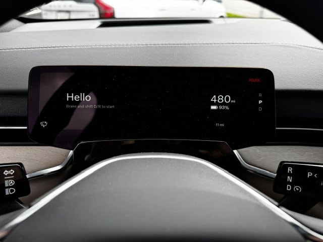 2026 Volvo EX90 Ultra - Photo 10