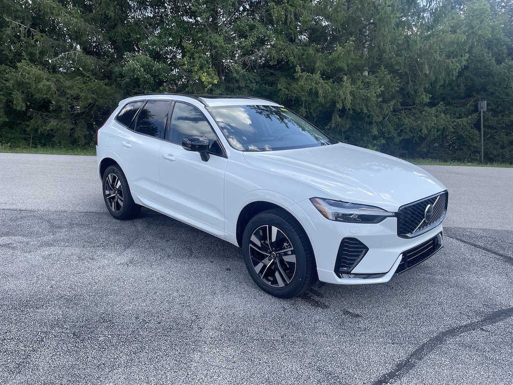 New 2027 Volvo XC60 B5 Core SUV