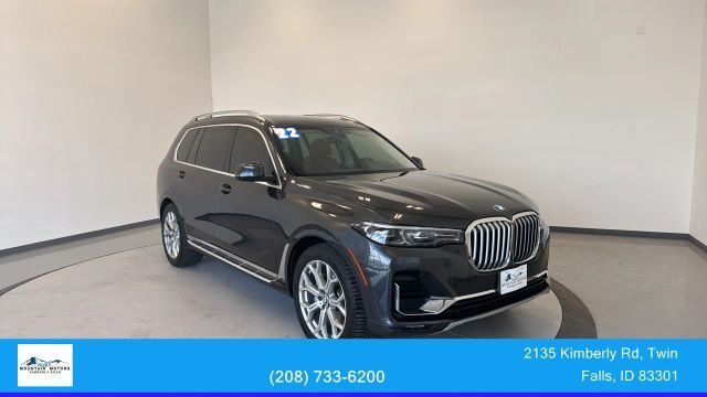 2022 BMW X7 40i