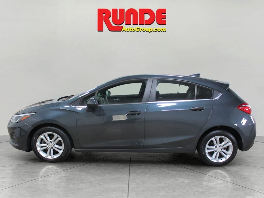 Used 2019 Chevrolet Cruze LT Hatchback