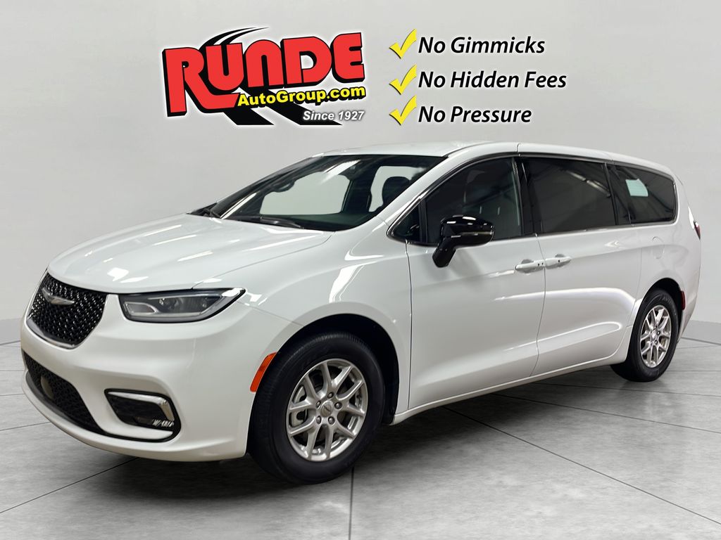 2025 Chrysler Pacifica