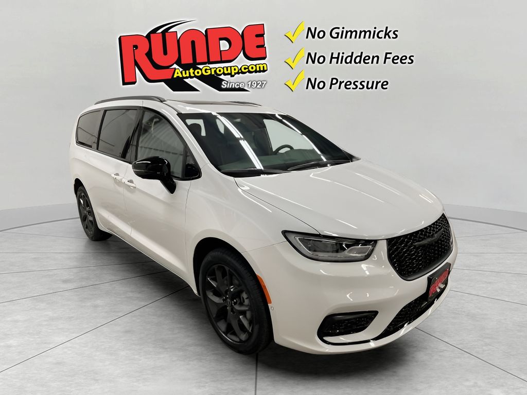 2026 Chrysler Pacifica