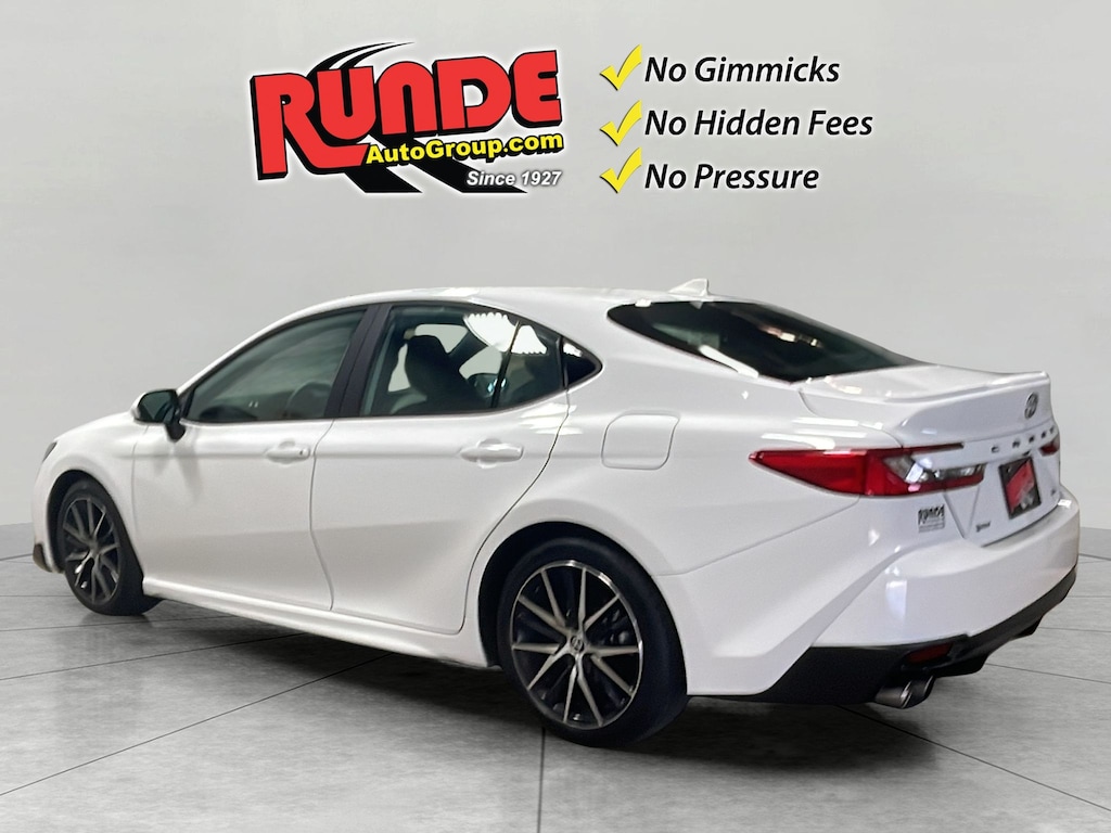 Used 2025 Toyota Camry Hybrid SE Sedan