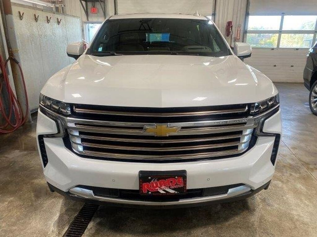 Used 2024 Chevrolet Suburban High Country Sport Utility