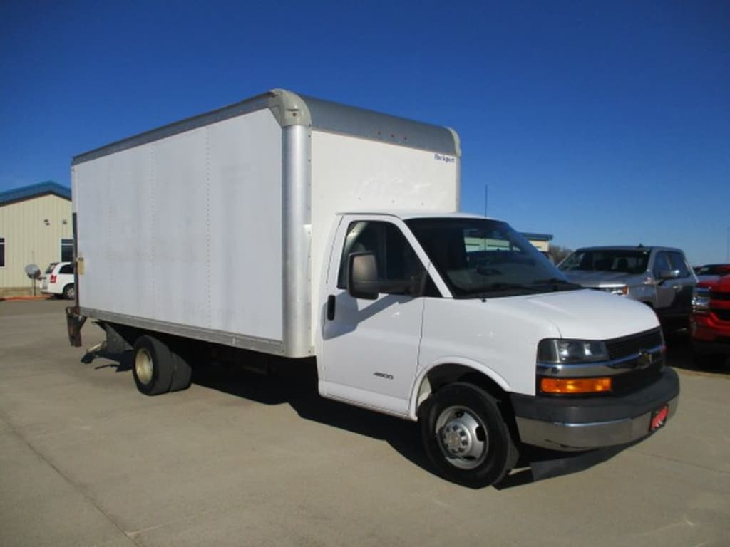 Used 2017 Chevrolet Express 4500 Series Chassis