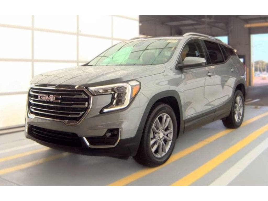 Used 2024 GMC Terrain SLT Sport Utility