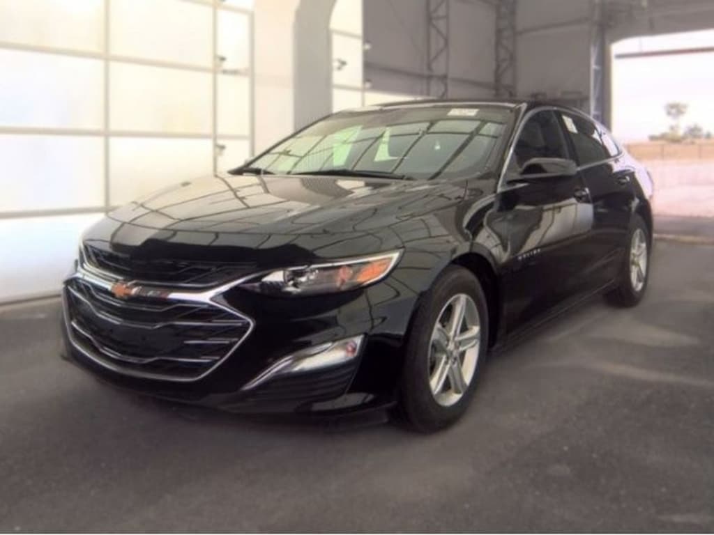 Used 2025 Chevrolet Malibu LS Sedan