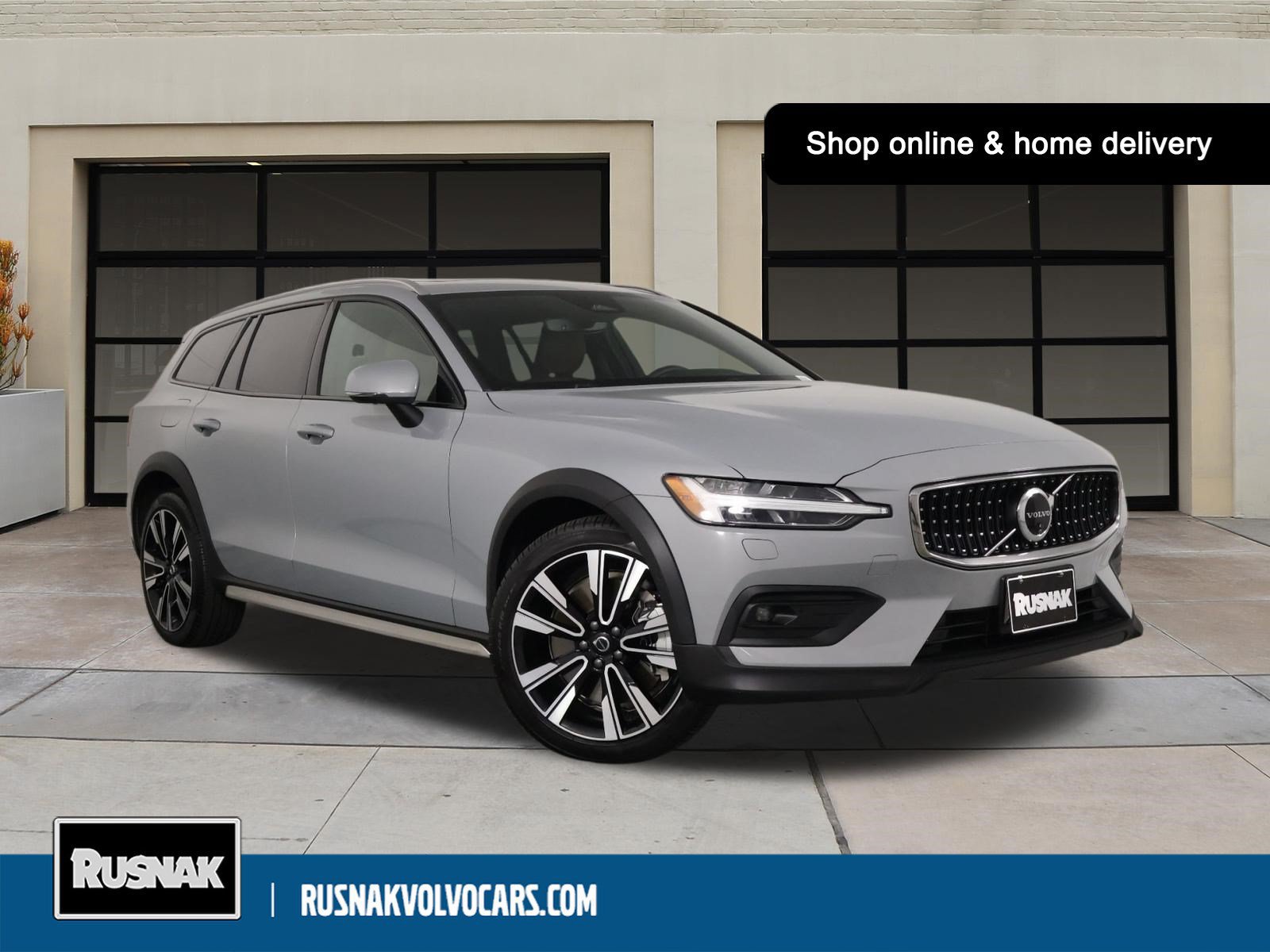 2025 Volvo V60 Cross Country