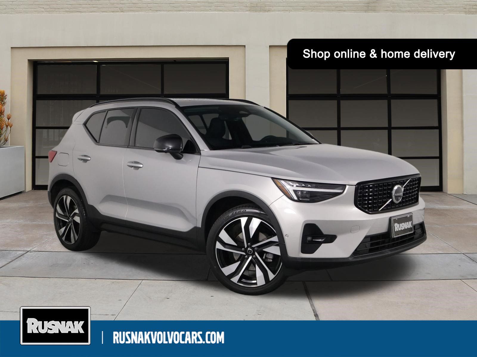 2024 Volvo XC40