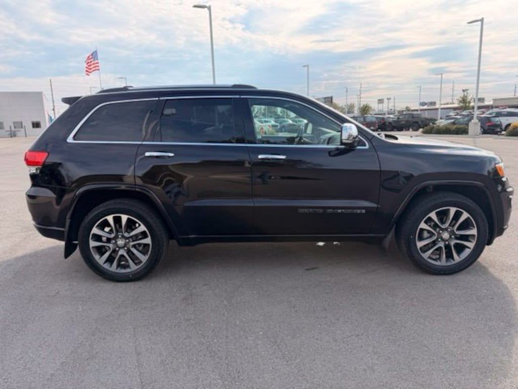 Used 2018 Jeep Grand Cherokee Overland 4x4 SUV