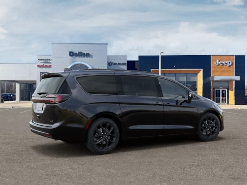 New 2027 Chrysler Pacifica LIMITED AWD Passenger Van