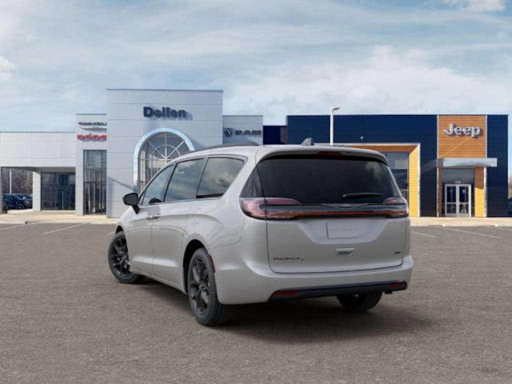New 2026 Chrysler Pacifica SELECT AWD Passenger Van