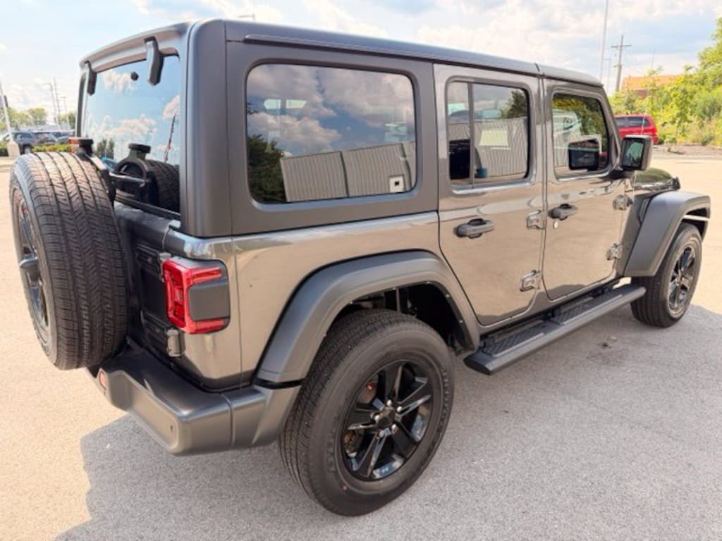 Certified 2022 Jeep Wrangler Unlimited Sport Altitude SUV