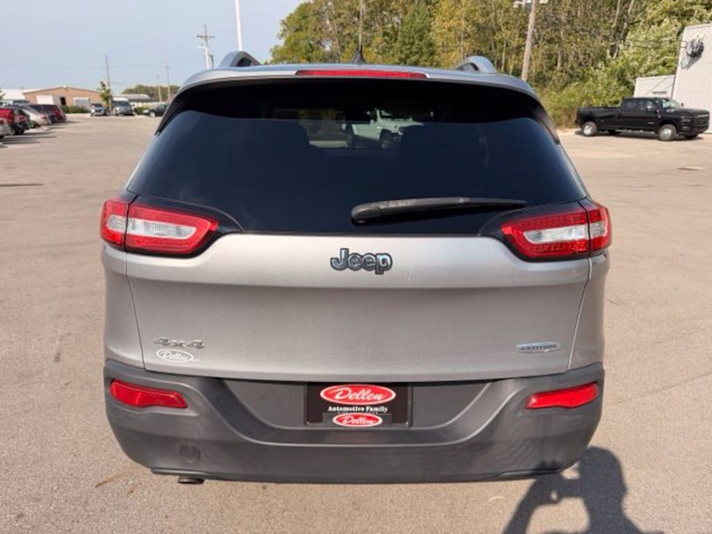 Used 2014 Jeep Cherokee Latitude 4x4 SUV