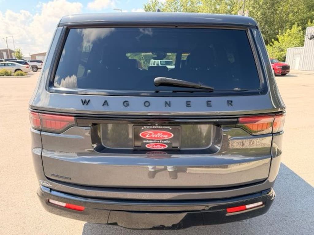 Used 2023 Jeep Wagoneer Series II SUV