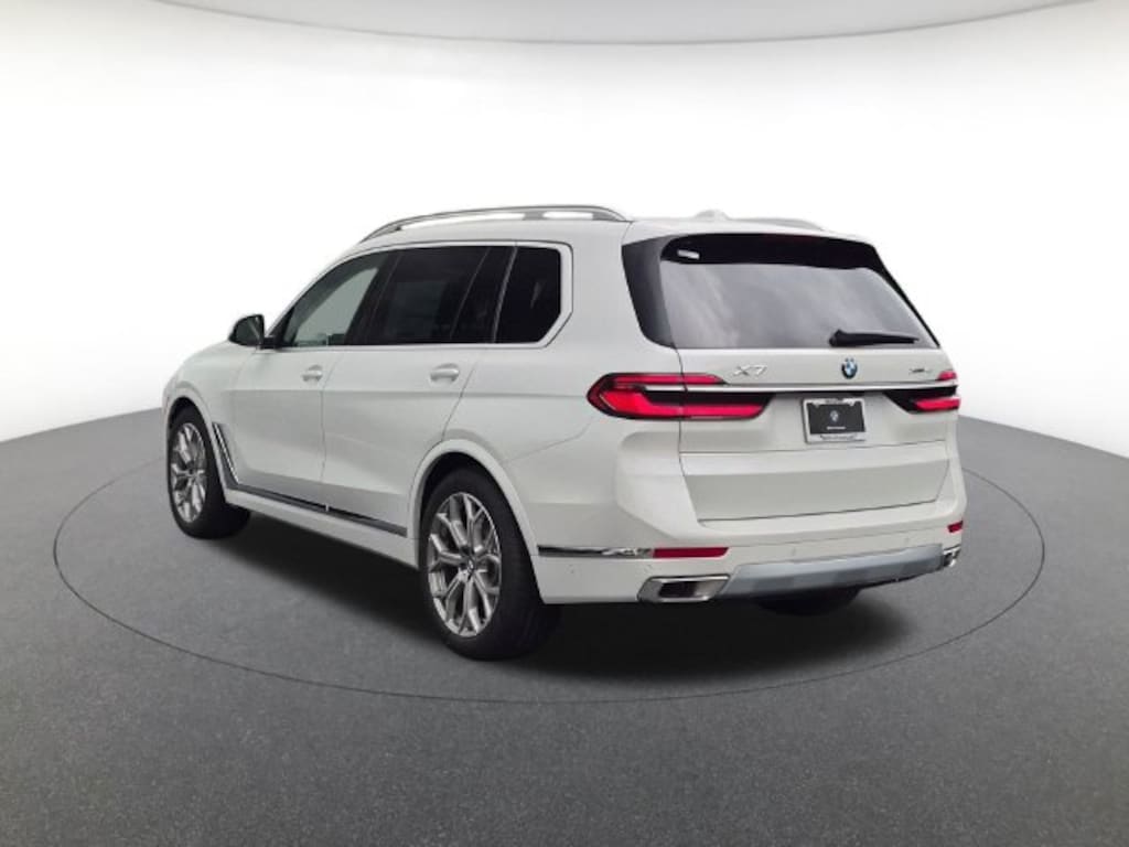 New 2027 BMW X7 xDrive40i SUV