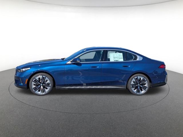 2026 BMW 5 Series 530i - Photo 8