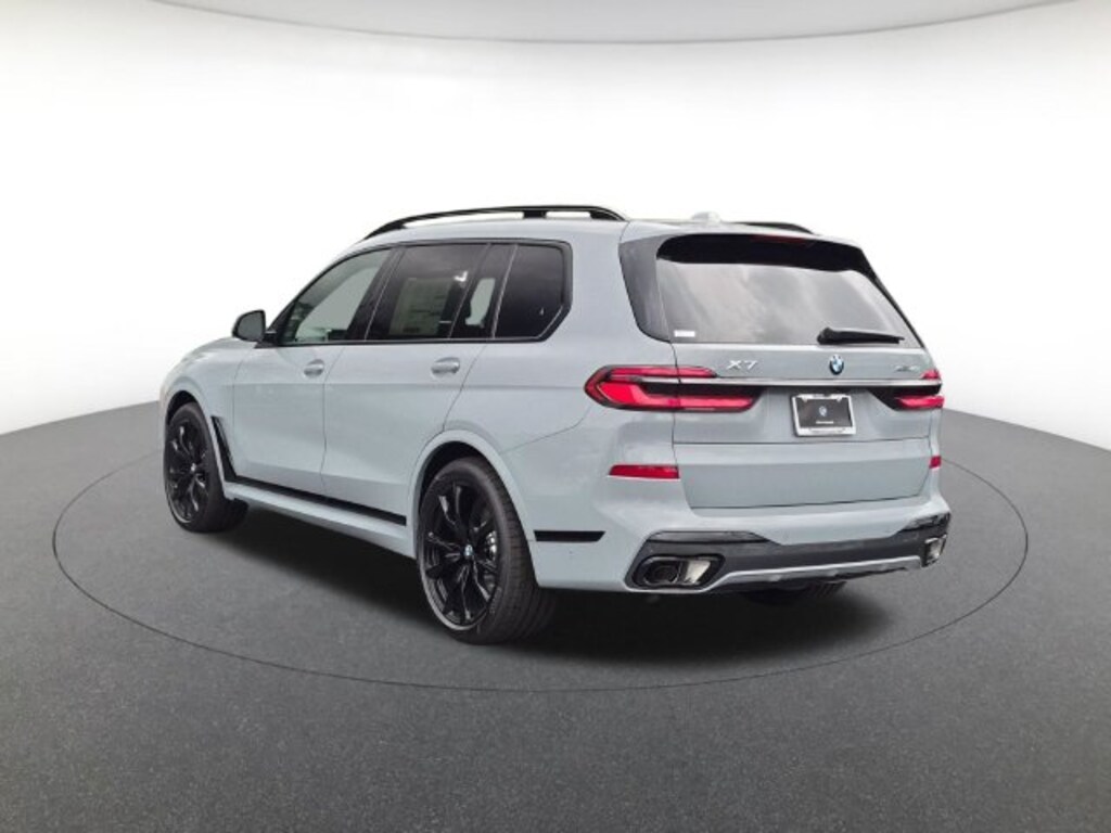 New 2027 BMW X7 xDrive40i SUV