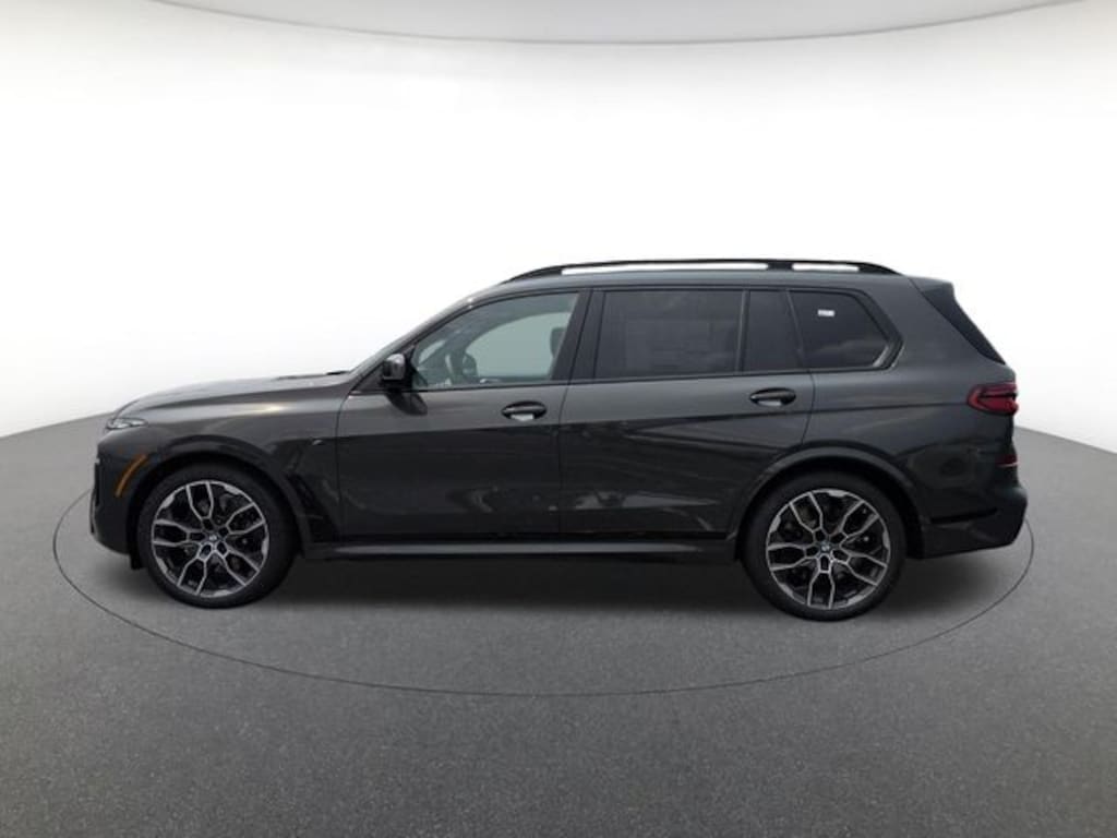 New 2027 BMW X7 M60i SUV