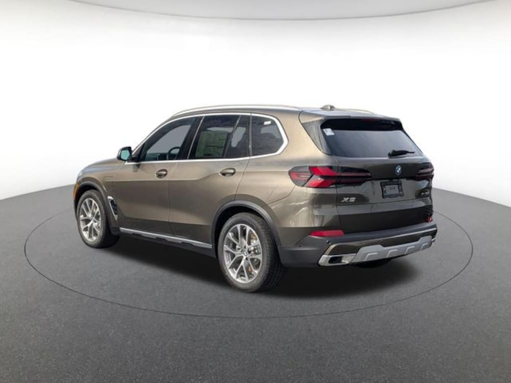 New 2026 BMW X5 PHEV xDrive50e SUV
