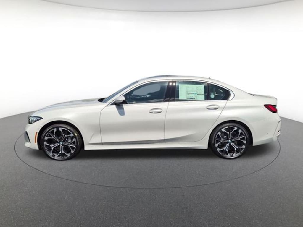 New 2026 BMW 330i xDrive Sedan