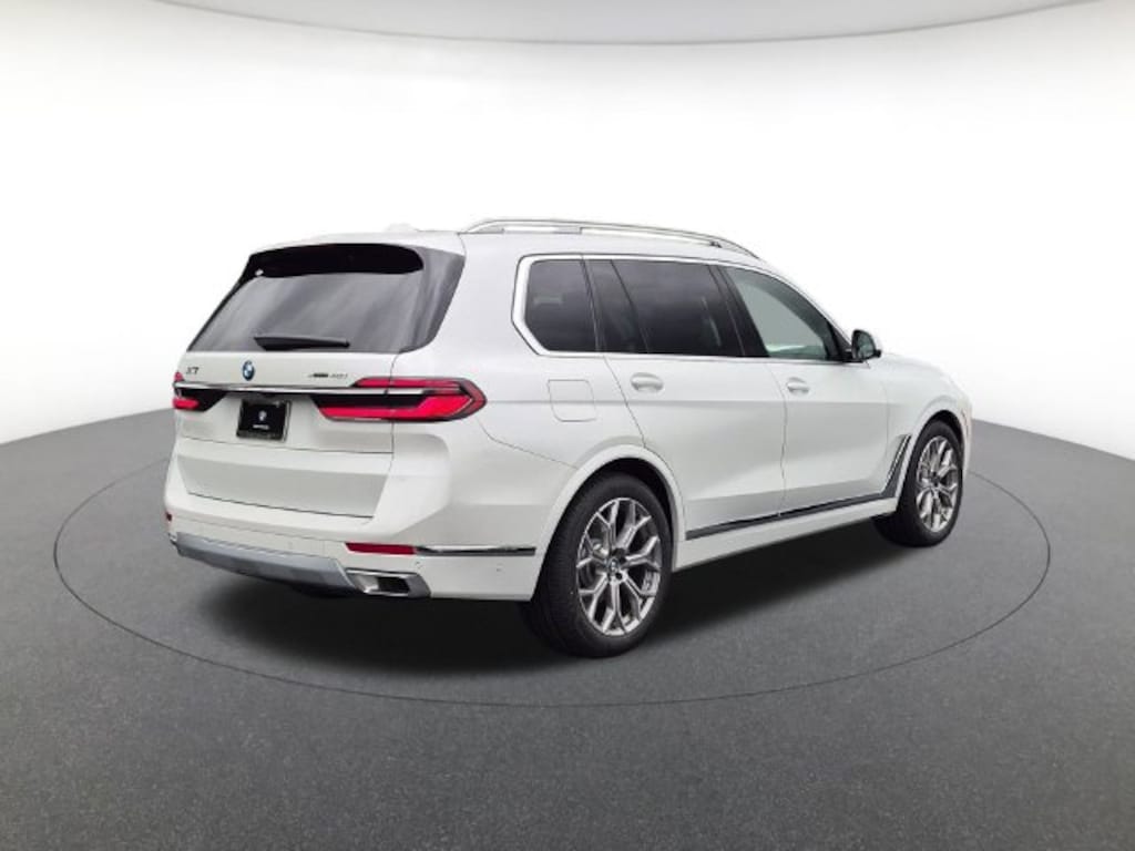 New 2027 BMW X7 xDrive40i SUV